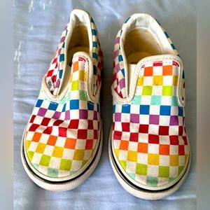 Vans size 8 for kids, colorful checkers style.